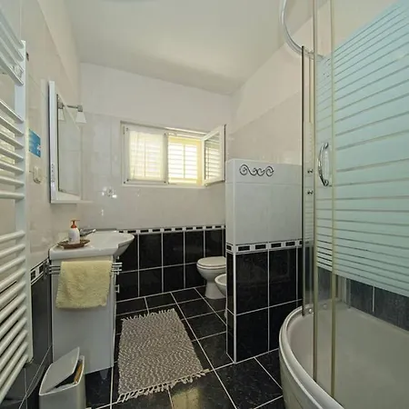 Sonja 4+3 Apartment