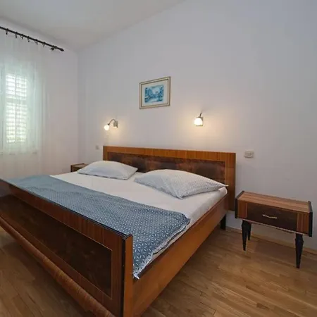 Sonja 4+3 Apartment